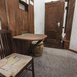 Номер стандарт с 2 односпальными кроватями Одуванчик (общие удобства)