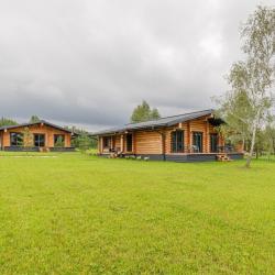 Фото Отель Коттедж в поселке Разливы 1, дом 8Б