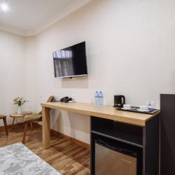 Номер люкс с 2 односпальными кроватями