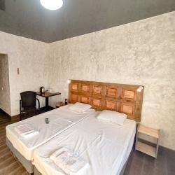 Фото Отель Гирус