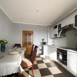 Фото Апартаменты на улице Октябрьская 162