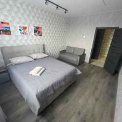 Фото Апартаменты на улице Скальная 11