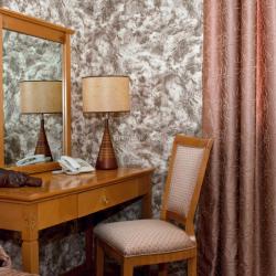 Номер стандарт с 2 односпальными кроватями (с завтраком)