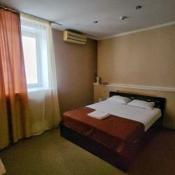 Номер стандарт с 1 двуспальной кроватью