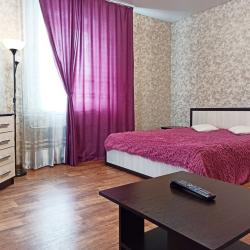 Фото Апартаменты на улице Короленко 10