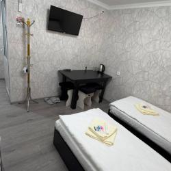 Фото Parvona Hostel (Парвона Хостел)