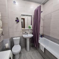 Фото Отель Flatirini (Флатирини) на проспекте Героев Отечества