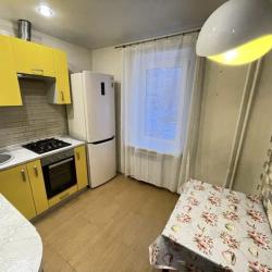 Фото Апартаменты на улице Мира 14