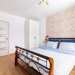 Фото Апартаменты на Садовой 85