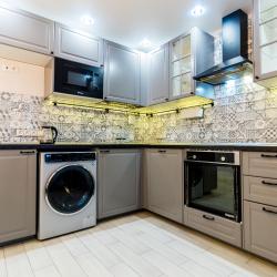 Фото Отель LetoApart (ЛетоАпарт) на улице Суворовская 77-312