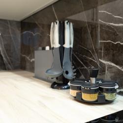 Фото Отель LovelyHome 39 (ЛавлиХоум 39) на улице Генерал-лейтенанта Городовикова 9
