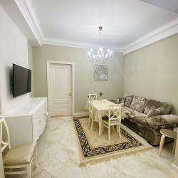 Фото Апартаменты на улице М. Халилова 22