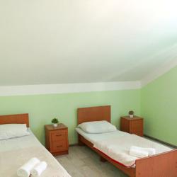 Номер эконом с 3 односпальными кроватями