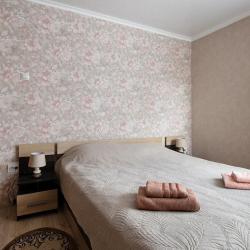 4-комнатные апартаменты улучшенные с 2 двуспальными кроватями