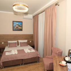 3-местный номер стандарт улучшенный (с балконом)