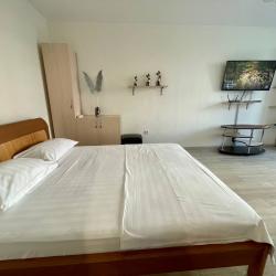 Фото Отель В Гости на Пионерском 60