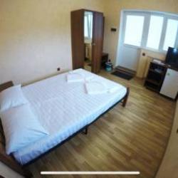 Номер стандарт с 1 двуспальной кроватью