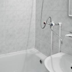 Номер стандарт с 1 двуспальной кроватью