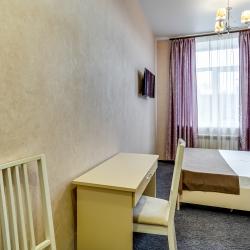 Номер комфорт улучшенный с 1 двуспальной кроватью