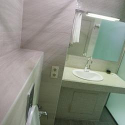 Номер стандарт с 1 двуспальной кроватью