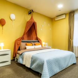 Фото Апартаменты на улице Ильинской 77/19