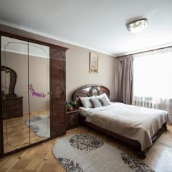 Фото Отель Smile Apartments (Смайл Апартментс) на улице Красноармейская 240/115