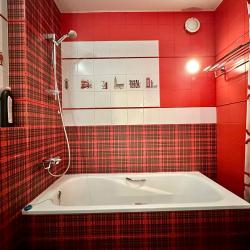 Фото Отель EasyRent на проспекте Карла Маркса 32