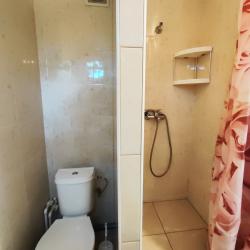 Комната стандарт с 1 односпальной и 1 двуспальной кроватью