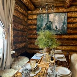 Дом изба с 2 двуспальными кроватями