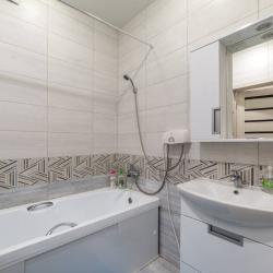 Фото Апартаменты ApartKZN на улице Сибгата Хакима 37 (2)