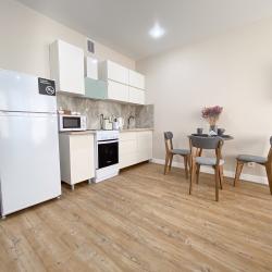 Апартаменты улучшенные ул. Аблукова, 22-1107