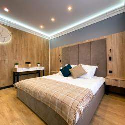 Апартаменты улучшенные с 1 двуспальной кроватью