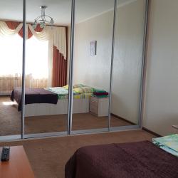 Фото Апартаменты на улице Городилова 4