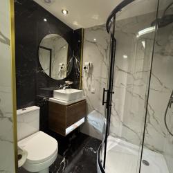 Фото Отель Lakeside Hotel (Лэйксайд)