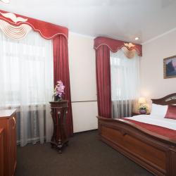 Номер стандарт с 1 двуспальной кроватью