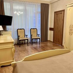 Люкс улучшенный (с балконом)