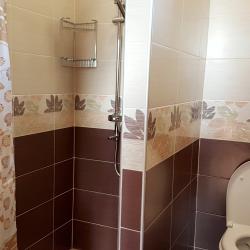 Фото Отель Коттедж Б4 на базе отдыха Новинки Парк