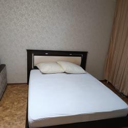 Фото Апартаменты на улице Овражная 14