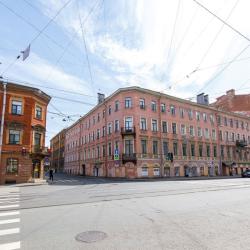 Фото Отель Метры в центре на Свечном переулке 15/48