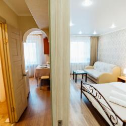 Фото Апартаменты на улице Октябрьская 20