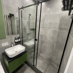 Фото Отель YellowPin Apartments (Йелоупин Апартментс)