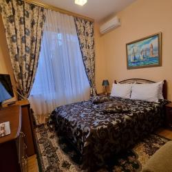 Номер стандарт с 1 двуспальной кроватью