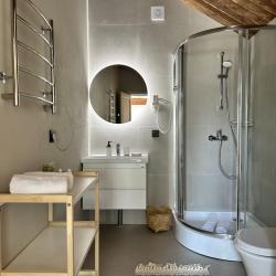 Фото Отель BarnHouse Village (БарнХаус Виллэдж)