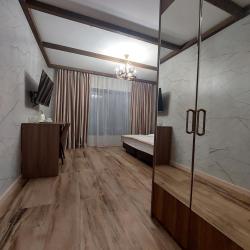 Фото Апартаменты в отеле Red wood