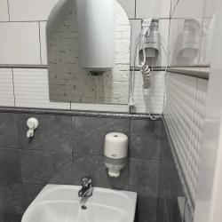 Номер эконом с 3 односпальными кроватями (мансарда)