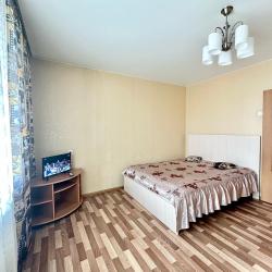 Фото Апартаменты на улице Калинина 17