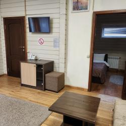 Номер полулюкс с 1 двуспальной кроватью с сауной