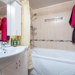 Фото Апартаменты на Свердловском проспекте 71