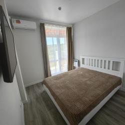 Фото Отель Holiday House (Холидей Хаус)