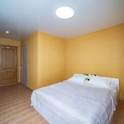 Фото Отель Коттедж Rent Happy Ekaterinburg (Рент Хэппи )